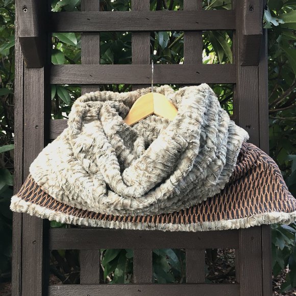 Fantasycore Faux Fur Yellow and Black Long Honeycomb Reversible Neck Warmer - Picture 1 of 15